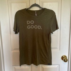 Cotopaxi unisex XL green t-shirt